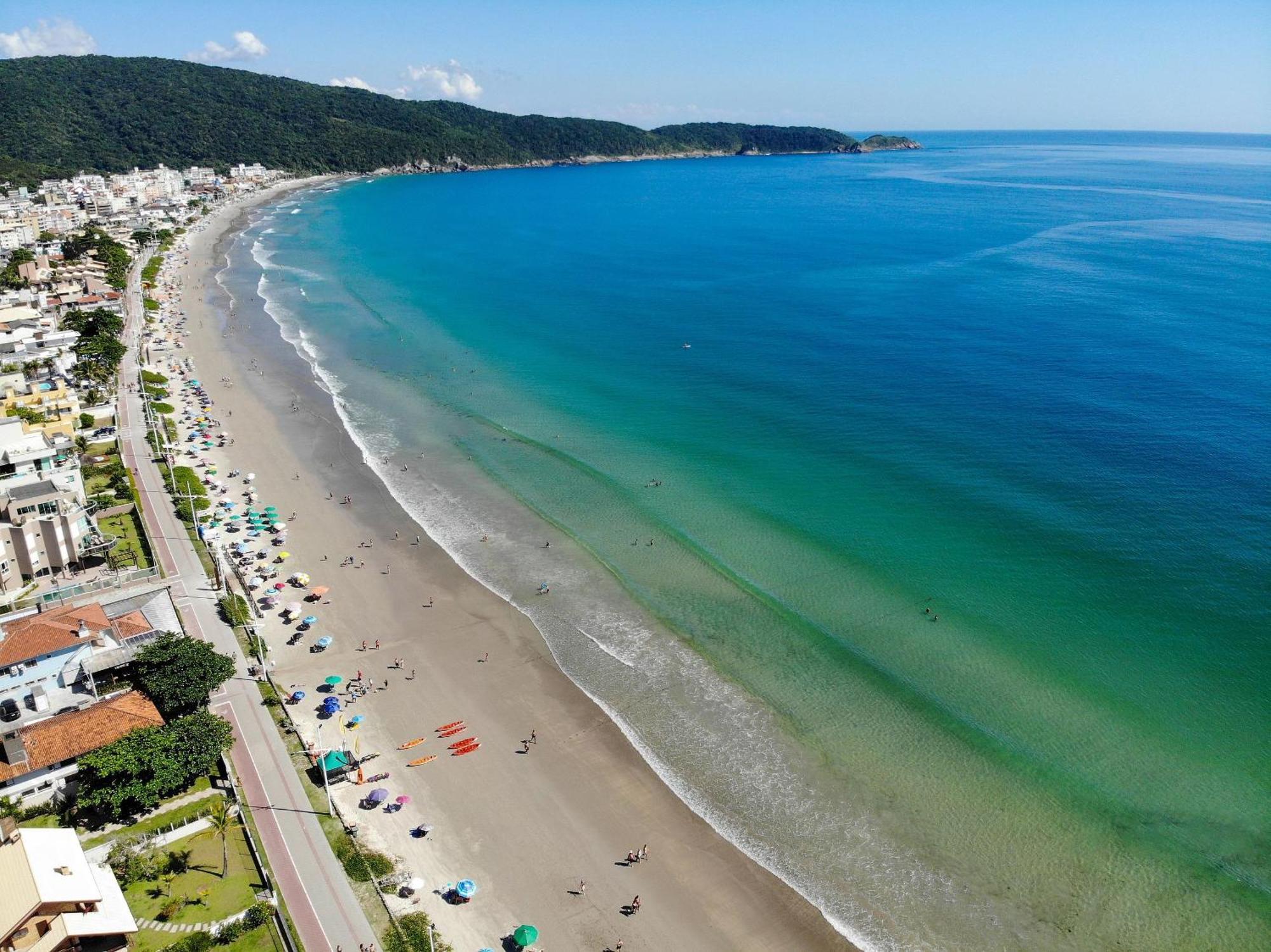 Apto Novo, Com Piscina, 250M Da Praia Bombinhas Exterior photo